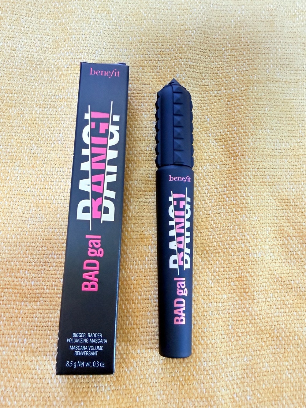Benefit Bad Gal Bang Mascara in Black with Pink Accents